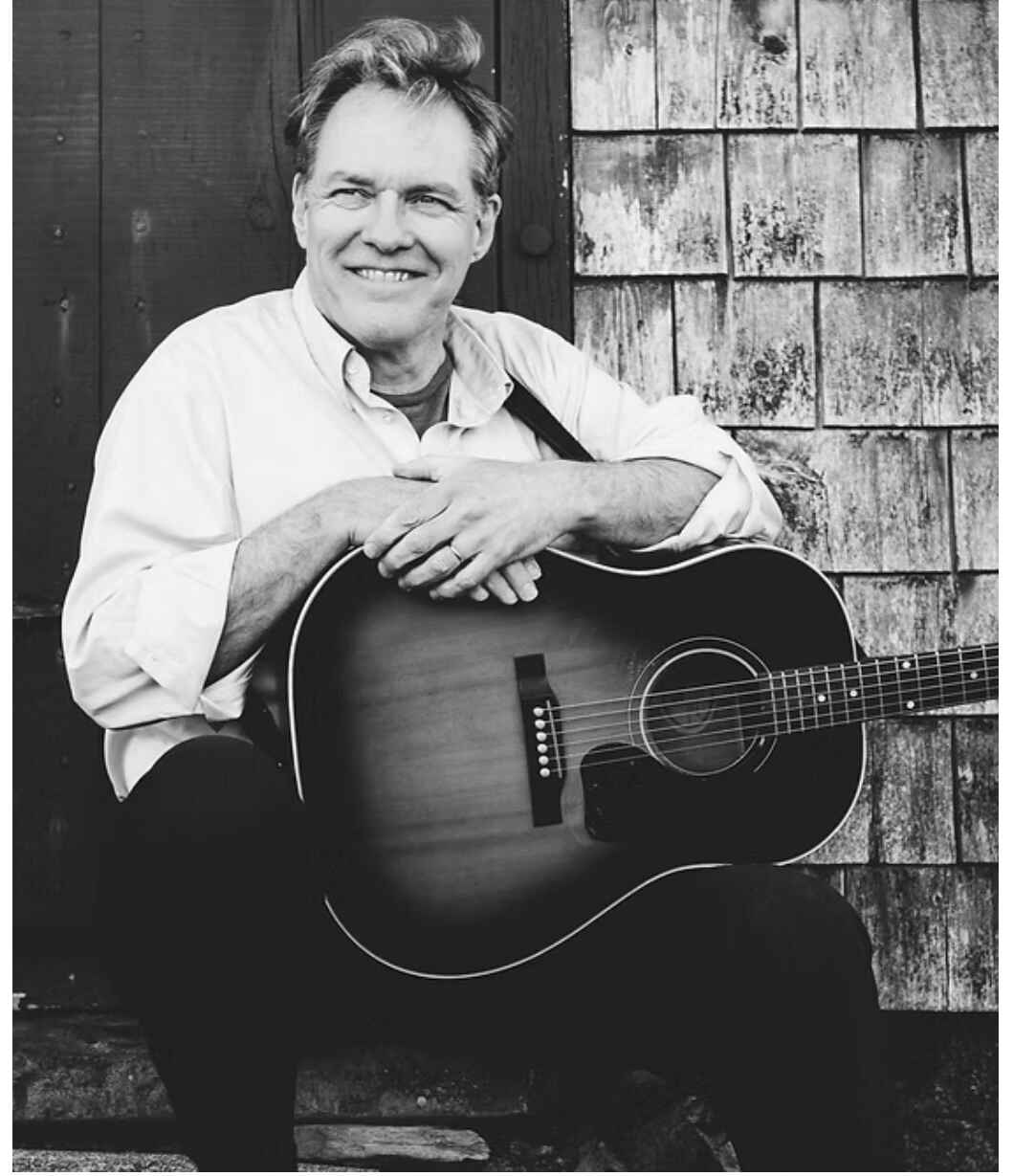 Joe Flood hosts a Singer /Songwriter Circle
